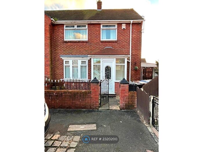 3 Bedroom End Of Terrace House To Rent In Anson Place, Wigan, WN5