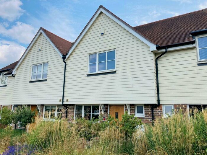 3 Bedroom Terraced House To Rent In Bolts Hill, Chartham, Canterbury, Kent, CT4