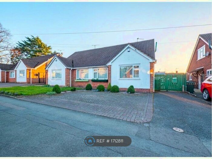 3 Bedroom Bungalow To Rent In Hall Lane, Coventry, CV2