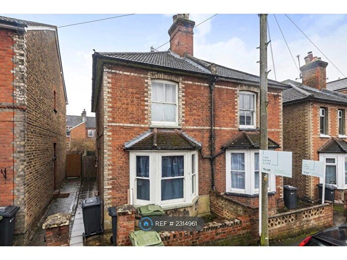 5 Bedroom Semi-Detached House To Rent In Artillery Road, Guildford, GU1