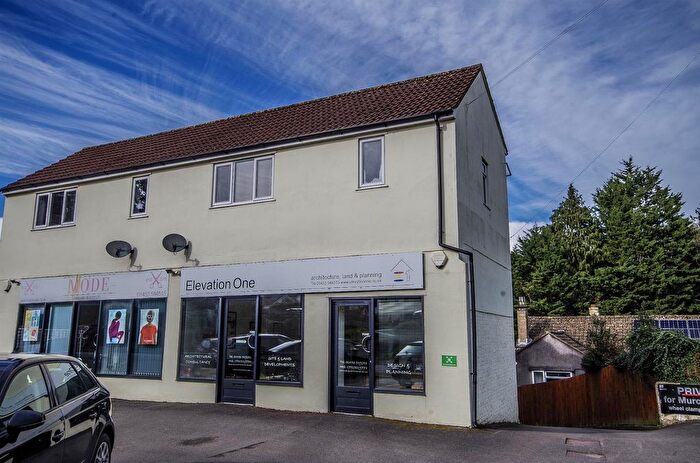 2 Bedroom Flat To Rent In Uley Road, Dursley, GL11