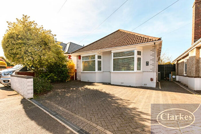 3 Bedroom Bungalow For Sale In Homeside Road, Bournemouth, Dorset, BH9