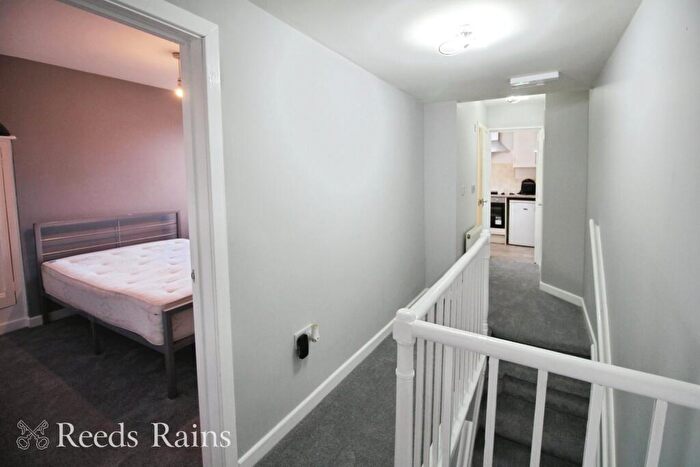 1 Bedroom Apartment To Rent In Chester Road, Macclesfield, Cheshire, SK11