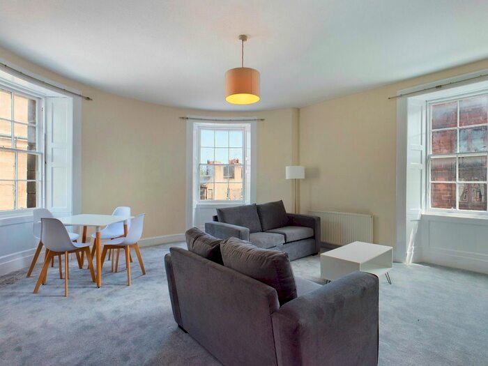 2 Bedroom Flat To Rent In Leven Street, Tollcross, Tollcross, Edinburgh, EH3