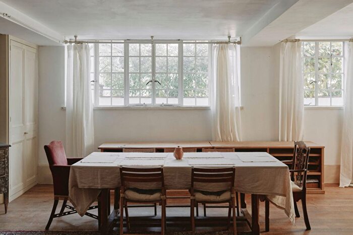 1 Bedroom Flat To Rent In Fulham Road, London, SW6