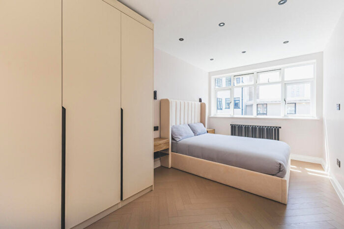 2 Bedroom Flat To Rent In Philpot Street, Whitechapel, E1