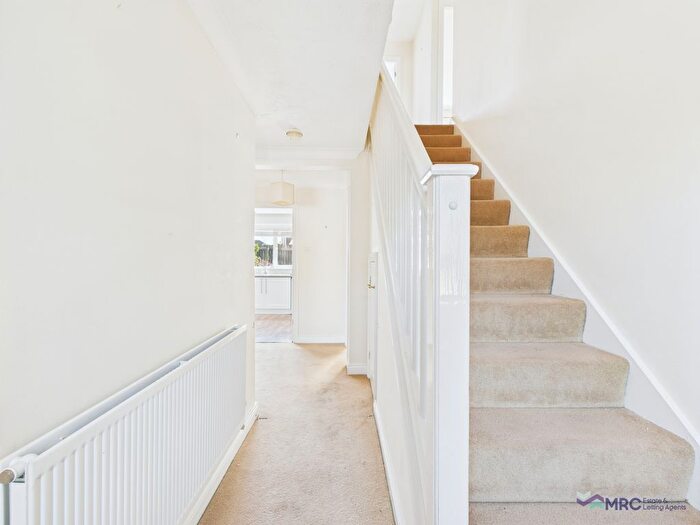 4 Bedroom Detached House For Sale In South Bridge Road, Hull, HU9