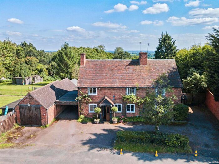 4 Bedroom Detached House For Sale In Sherbourne Hill, Stratford-Upon-Avon, CV35