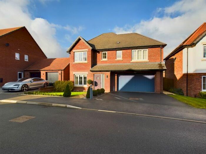 4 Bedroom Detached House For Sale In Furzefield Way, Moulton, Northampton, NN3