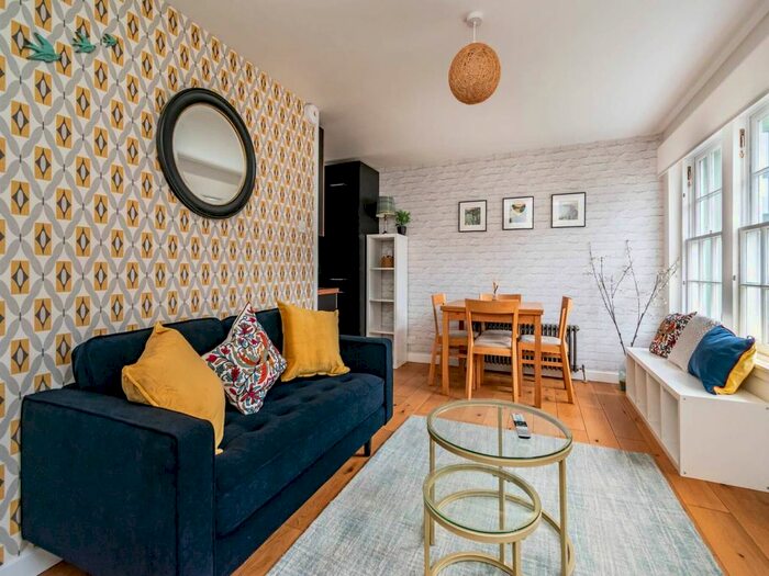 1 Bedroom Flat To Rent In Dublin Meuse, New Town, Edinburgh, EH3