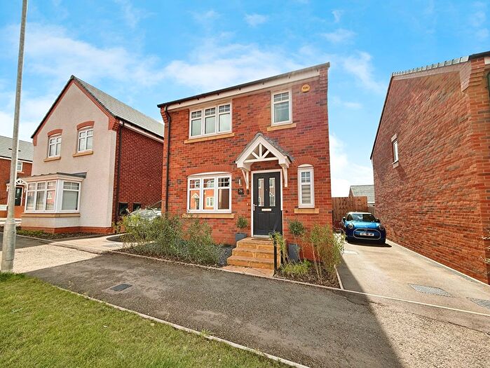 3 Bedroom Detached House For Sale In George Lees Avenue, Priorslee, Telford, TF2
