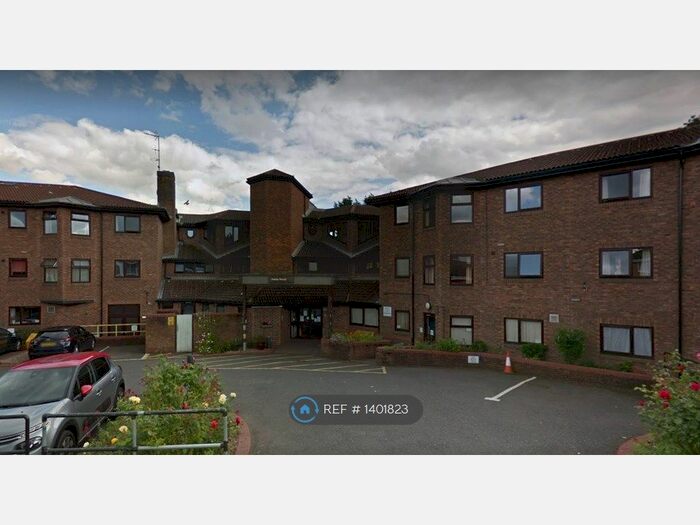 1 Bedroom Flat To Rent In Osprey House, Studley, B80