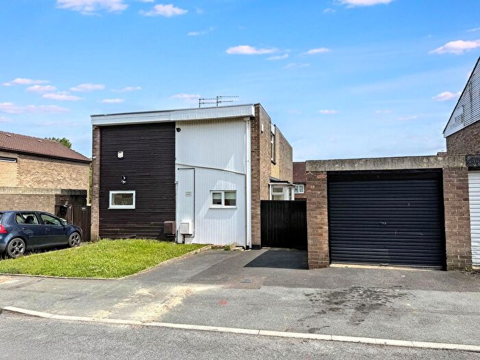 2 Bedroom Semi Detached House For Sale In Bruce Place, Peterlee, SR8
