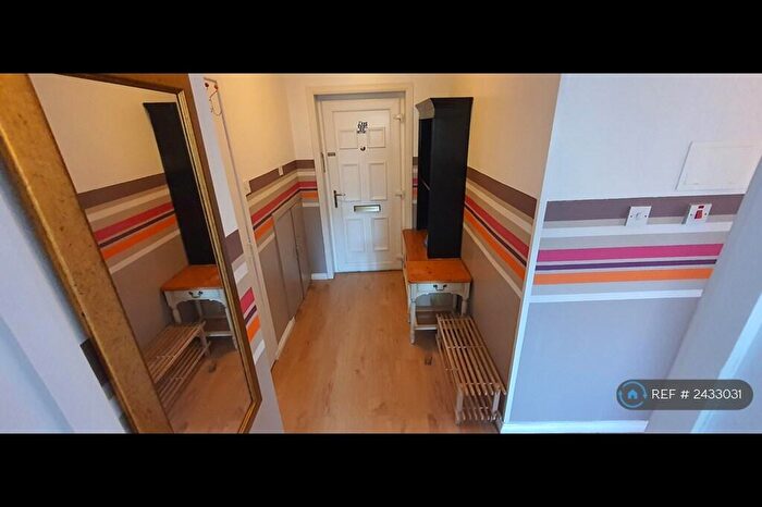 2 Bedroom Terraced House To Rent In Tedder Street, Aberdeen, AB24