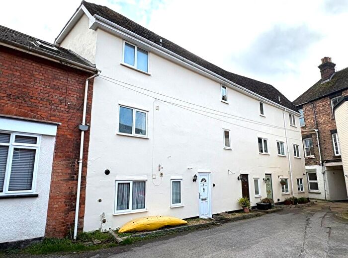 2 Bedroom Maisonette For Sale In Summerlock Mews, Fisherton Street, Salisbury, SP2