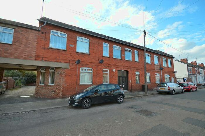 2 Bedroom Apartment To Rent In Clarke Road, Northampton, NN1