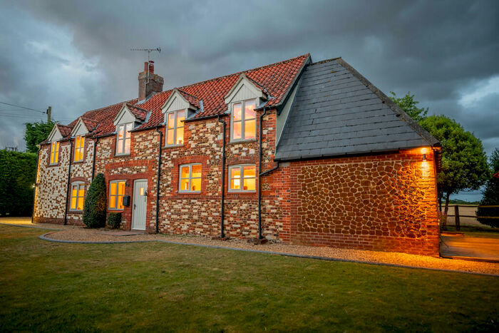 4 Bedroom Detached House For Sale In Dersingham, PE31