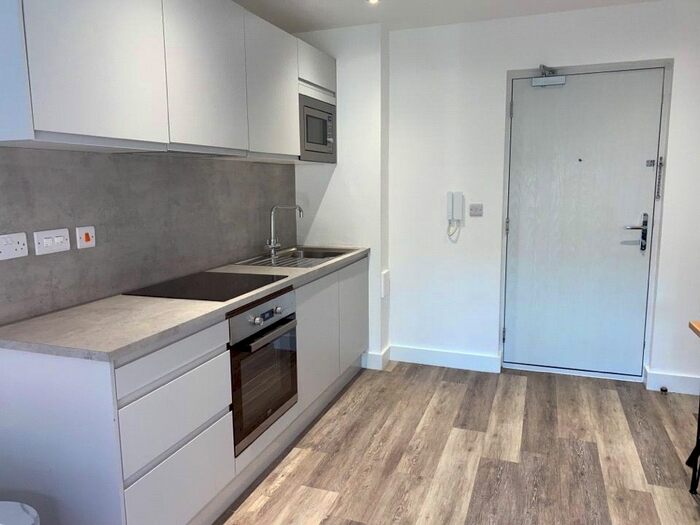 1 Bedroom Flat To Rent In Palatine Gardens, Henry Street, Sheffield, S3