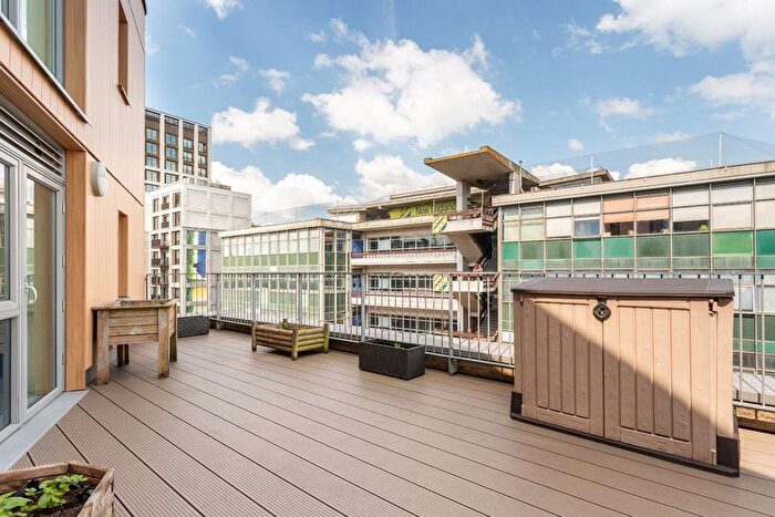 2 Bedroom Flat For Sale In New England Street, Brighton, BN1