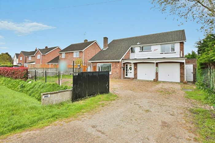 5 Bedroom Detached House For Sale In School Road, Walton Highway, Wisbech, PE14