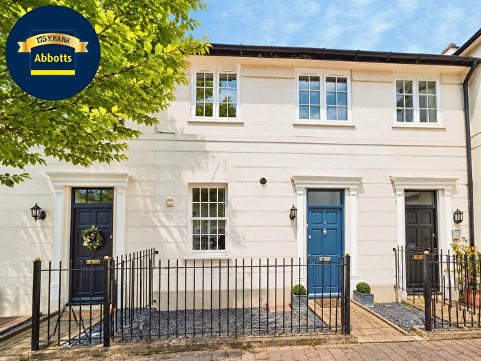 2 Bedroom House To Rent In Old Court, Arbour Lane, Chelmsford -, CM1