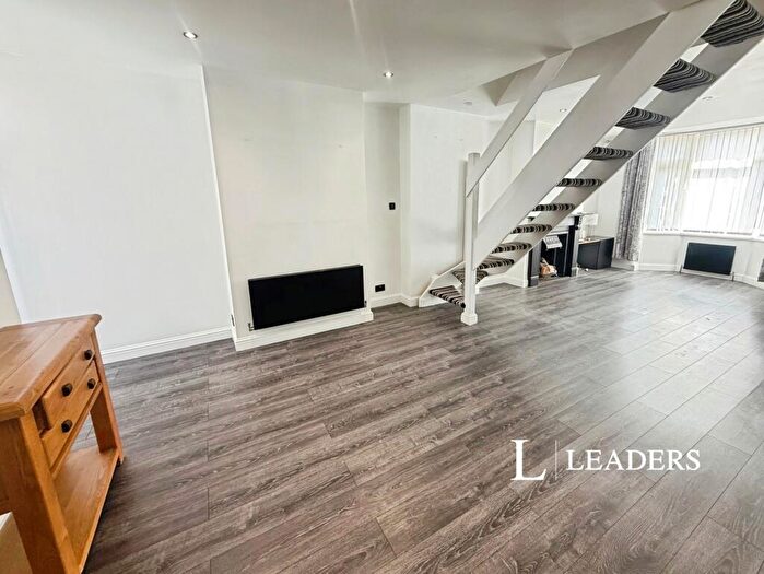 2 Bedroom Terraced House To Rent In London Road, Stoke-on-Trent, Staffordshire, ST4