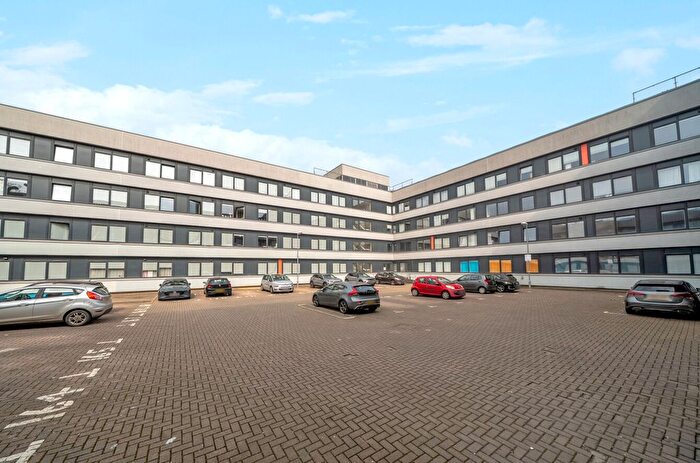 1 Bedroom Flat For Sale In Romsey Road, Maybush, Southampton, Hampshire, SO16