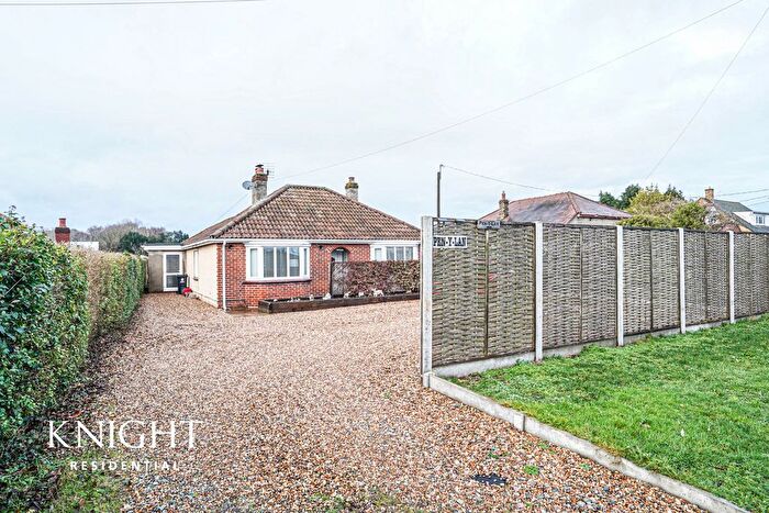 3 Bedroom Detached Bungalow For Sale In Fox Street, Ardleigh, Colchester, CO7
