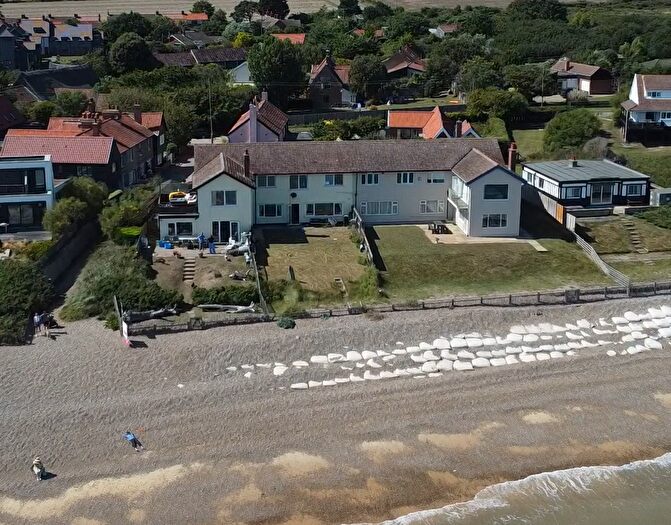 2 Bedroom Flat For Sale In Tinkers End, Thorpeness, IP16