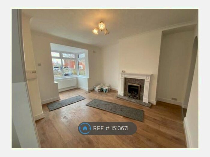 2 Bedroom Semi-Detached House To Rent In Laithwaite Road, Wigan, WN5