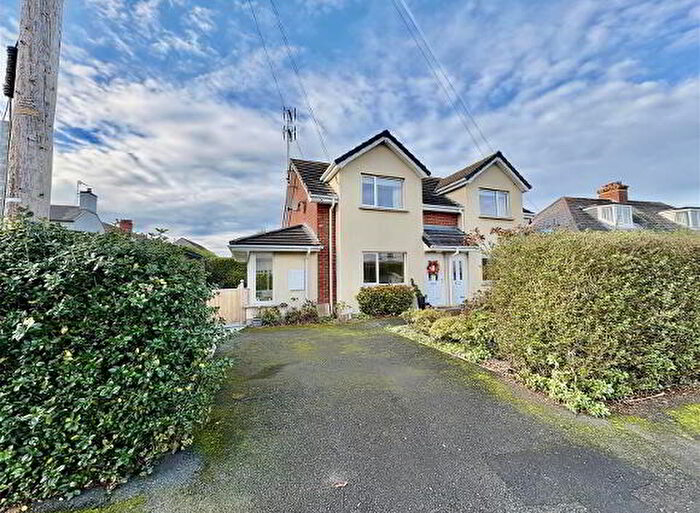 2 Bedroom Apartments For Sale In B Sandhurst Park, Bangor, BT20