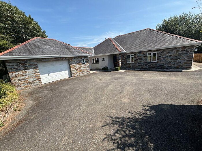 4 Bedroom Bungalow For Sale In Grenville Road, Lostwithiel, PL22