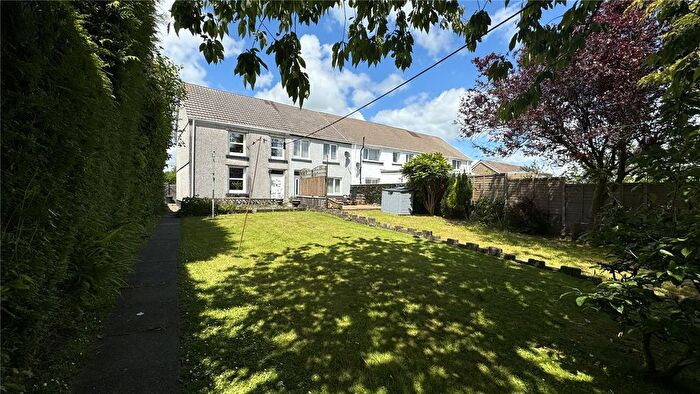 3 Bedroom End Of Terrace House For Sale In Gate Road, Penygroes, Llanelli, Carmarthenshire, SA14