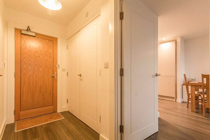 1 Bedroom Flat To Rent In Lilywhite Drive, Cambridge, CB4