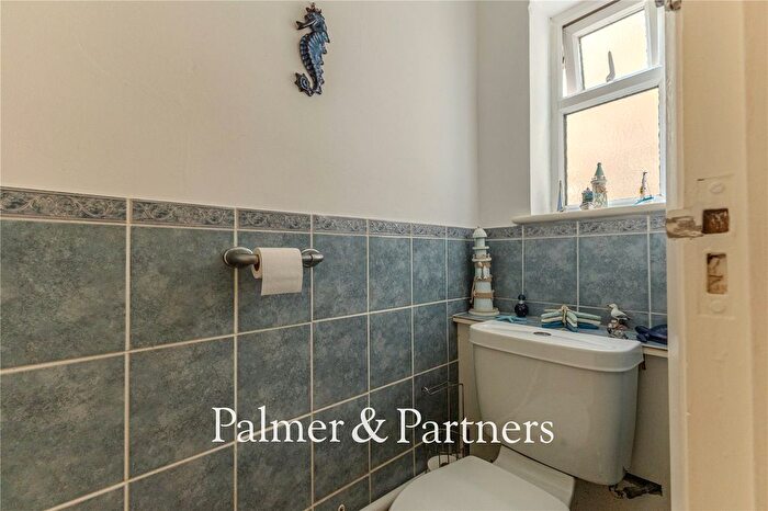 2 Bedroom Bungalow For Sale In Lockington Crescent, Stowmarket, Suffolk, IP14