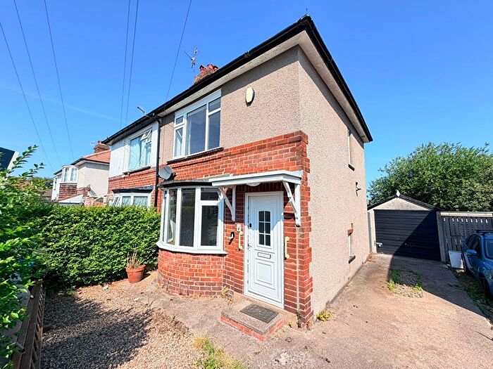 2 Bedroom Semi Detached House For Sale In Linden Road, Scarborough, YO12