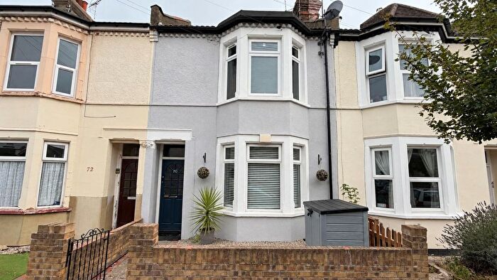 1 Bedroom Flat For Sale In Stromness Road, Southend-On-Sea, SS2