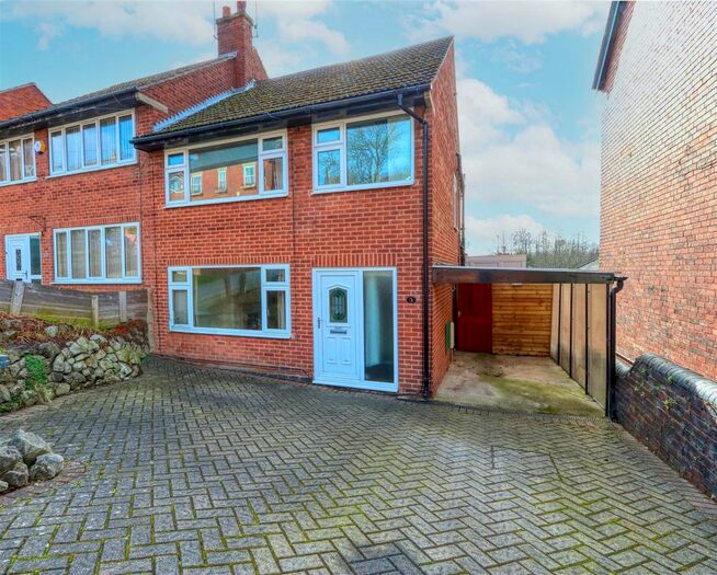 3 Bedroom Semi-Detached House To Rent In Stanley Street, Spital, Chesterfield, Derbyshire, S41