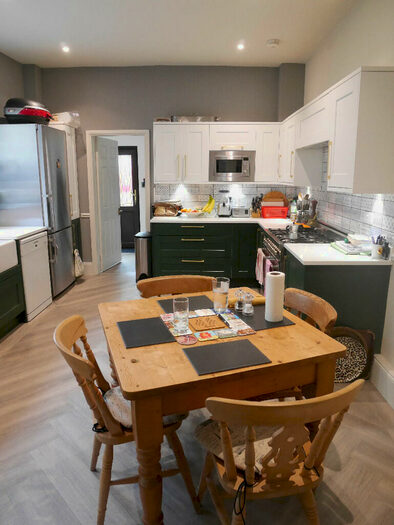 4 Bedroom Terraced House To Rent In Beech Lane, Macclesfield, Cheshire, SK10