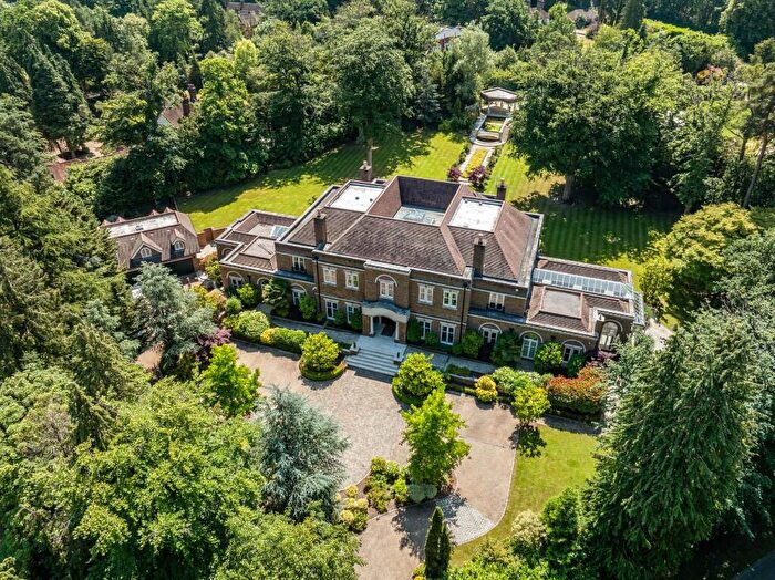 6 Bedroom Detached House For Sale In Granville Road, Weybridge, Surrey, KT13