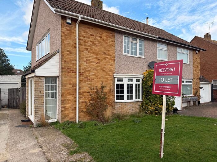 3 Bedroom Semi-Detached House To Rent In Wansbury Way, Swanley, BR8