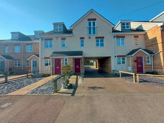 2 Bedroom Terraced House To Rent In Luton Road, Toddington, Dunstable, LU5