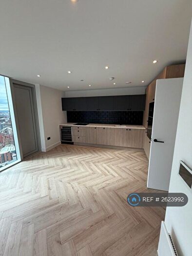 2 Bedroom Flat To Rent In Bankside Boulevard, Manchester City Centre, M3