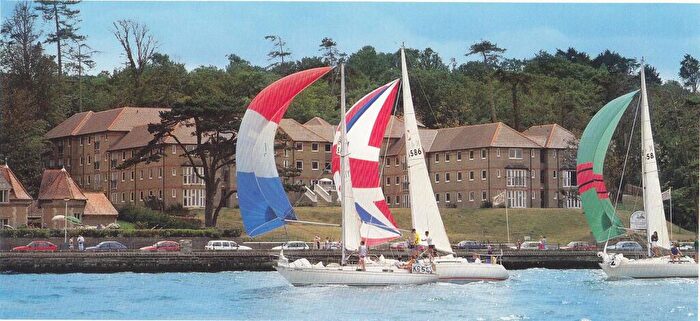 1 Bedroom Apartment For Sale In Egypt Esplanade, Cowes, PO31