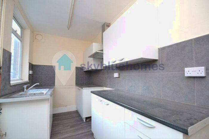 3 Bedroom Terraced House To Rent In Western Road, Leicester, LE3