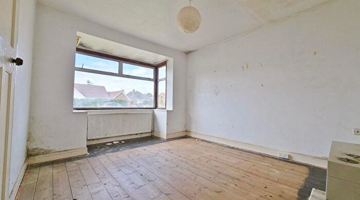 2 Bedroom Detached Bungalow For Sale In Halstead Road, Kirby Cross, CO13