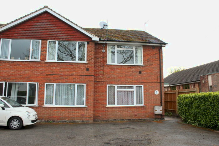2 Bedroom Ground Flat To Rent In Station Road, Balsall Common, CV7