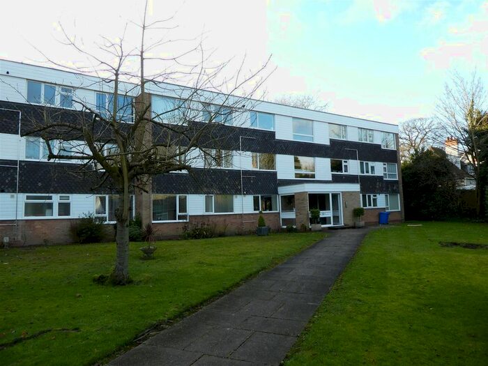 2 Bedroom Flat To Rent In Chadley Close, Solihull B91