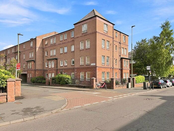 2 Bedroom Flat For Sale In / West Savile Gardens, Blackford, Edinburgh, EH9