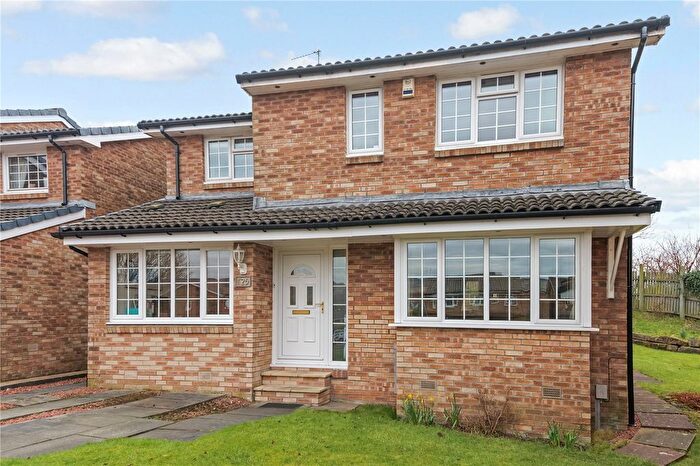 4 Bedroom Detached House For Sale In Camphill Gardens, Bishopton, Renfrewshire, PA7